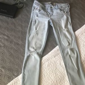 Hollister Light Wash Skinny Leg Distressed Jeans - Size 5R